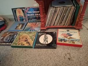 lot 1138 image: Large Collection of Vinyl Records