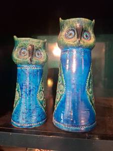 lot 1146 image: Pair of Rosenthal-Netter Owl Figurines - Blue  Green