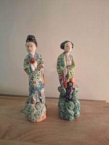 lot 1158 image: Pair of Painted Asian Female Figurines