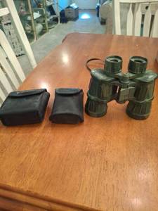 lot 1183 image: 3 Binoculars