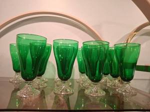 lot 1191 image: Set of Green Glass Footed Goblets