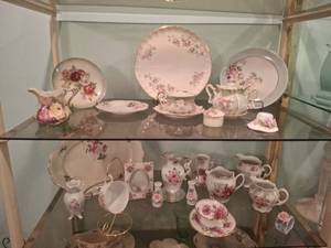 lot 1216 image: 2 Shelves of Decor - Porcelain Dinnerware Pink Floral Pattern