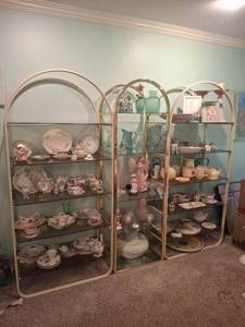 lot 1218 image: 3-Piece Arched Glass Shelf Set
