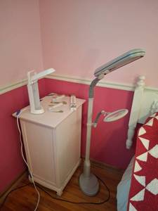 lot 1249 image: OttLite Desk Lamp and Floor Lamp with Magnifier - Extra Bulbs