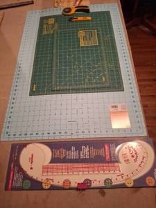 lot 1256 image: Craft Cutting Mats with Rotary Cutters