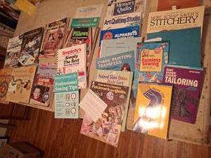 lot 1258 image: Lot of Craft Books Scrapbooking, Sewing, Quilting, Stitchery Instruction Guides