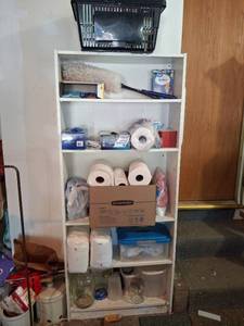 lot 1368 image: White Shelf Unit - No Contents