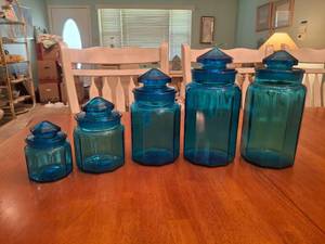 lot 1126 image: Blue Glass Canister Set - 5 Piece with Pyramid Dome Lids