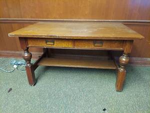 lot 1040 image: Wood Desk with 2 Drawers and Lower Shelf