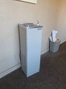 lot 1067 image: Water Fountain