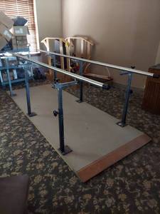 lot 1117 image: Rehab equipment