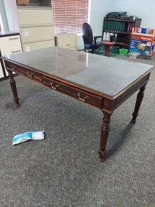 lot 1132 image: Large Desk with Glasstop
