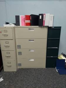 lot 1135 image: (3) Filing Cabinets