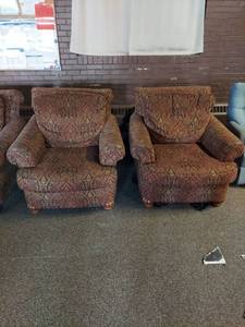lot 1157 image: Pair of Upholstered Chairs