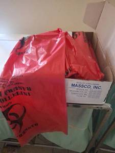 lot 1182 image: Red Can Liners - Approx 80 Bags