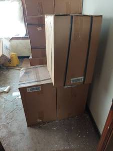 lot 1210 image: Lot of 3 step on trash cans. New in box. 18 Gallon - Upstairs