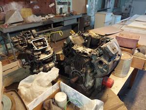lot 1218 image: OHV Small Engine Lot - 2 Disassembled Engines with Loose Parts