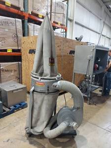 lot 1004 image: Craftsman Professional Dust Collector
