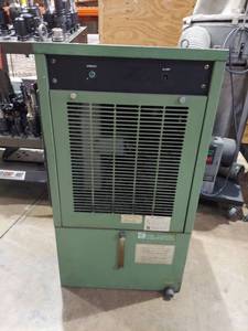 lot 1020 image: Oilmatic KTVM-6A-LM Spindle Chiller