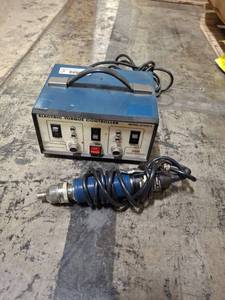 lot 1040 image: ARO Electric Torque Controller Model 47300-2
