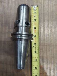 lot 1055 image: Erickson CV40 HC20M400 Taper Lock Tool Holder