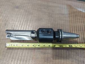 lot 1073 image: Briney V40E-150-462 End Mill Tool Holder with Ktool FB 1875 Flat Bottom Drill