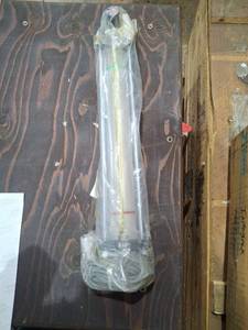 lot 1103 image: CKD Charge Tank XCAH-LB-63-315