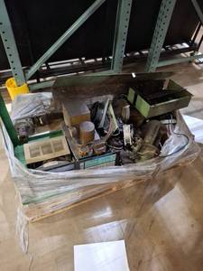 lot 1111 image: Pallet of Mori MV-40B 1506 CNC Machine Parts - Control Unit with Motors and Parts