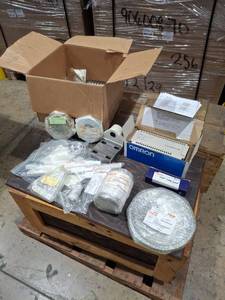 lot 1119 image: Mazak CNC Machine Parts Lot