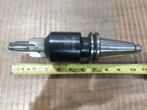 lot 1152 image: Parlec C40-12EM4 TH824135 End Mill Tool Holder with Bit