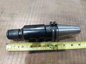 lot 1175 image: Briney V40E-100-400 Tool Holder with Bilz WF1 IKP M1 Tap Chuck