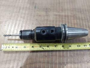 lot 1194 image: Briney V40E-100-40 with  BILZ WF1 IKP M1 Tap Holder