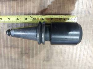 lot 1208 image: Valenite 07-T-01 V40CT-E125 Tool Holder
