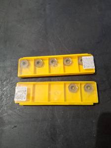 lot 1238 image: Kennametal HNGJ0905ANSNGD HNGJ535ANSNGD Dodeka Insert KC725M