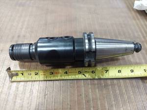 lot 1251 image: Briney V40E-100-400 Tool Holder with Bilz WF1 IKP M1 Tap Chuck