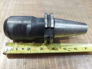 lot 1259 image: Valenite V40CT-E75 08-T-01 Tool Holder