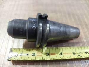 lot 1260 image: Valenite-GTE 9-M-0 20  V40CT-E50 Tool Holder