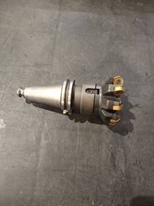 lot 1286 image: Kennametal KSHR300HN5345M4 Shell Mill with Holder