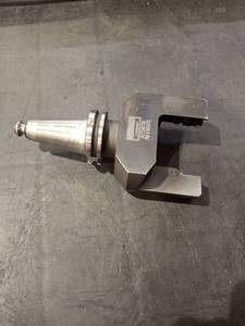 lot 1292 image: Sandvik Coromant SC7240788 Boring Tool with Holder