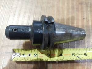 lot 1327 image: Valenite V40CT-E31-300 End Mill Holder
