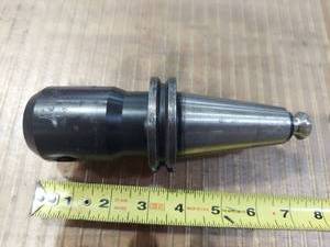 lot 1333 image: Valenite 02-T-02 V40CT-E75 Tool Holder