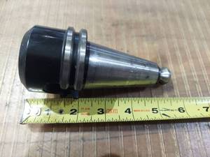 lot 1335 image: Briney V40E-125-200 Tool Holder