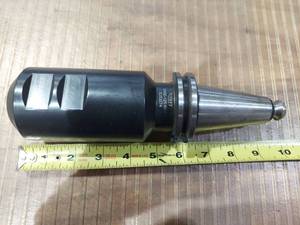 lot 1347 image: Briney V40E-125-600 X253274 Tool Holder