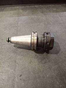 lot 1381 image: Valenite V40CT-10SG-30 Tool Holder  with VCCNP-10SCF Collet Lock Nut
