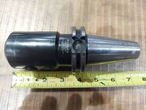 lot 1404 image: Briney Tooling Systems V40E-100-400 X262759 Tool Holder