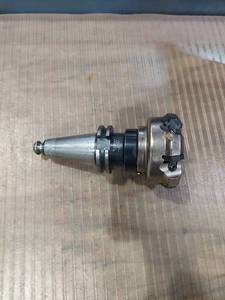 lot 1451 image: Briney 40SM-100-206 Tool Holder with SECO R220.48-03.00-09-06 Indexable Face Mill