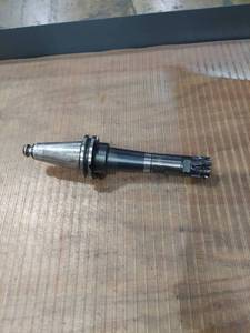 lot 1456 image: Kennametal M4D032Z06M16LN11 Shoulder Mill in Erickson CV40BST16M386 Holder