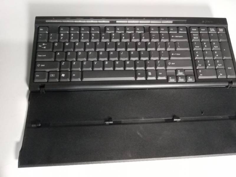 lot 6840 image: Sony PCM-KBD Keyboard Model PCM-48W