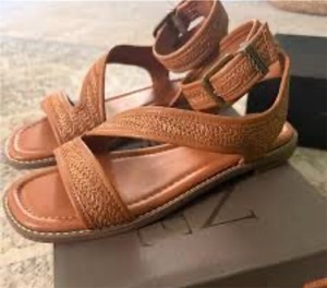 lot 9616 image: Crown Vintage Taira Sandal Womens Cognac Sandals Size 9.5