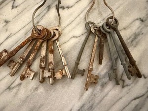 Vintage Skeleton Keys